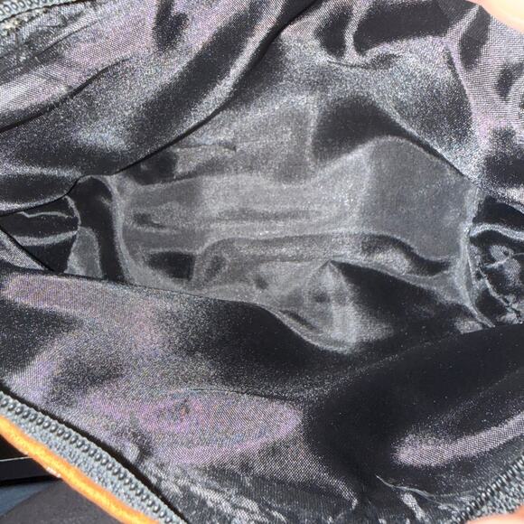 Guatemalan Huipil Floral Embroidered Crossbody Bag, Boho Artisan - Picture 5 of 5